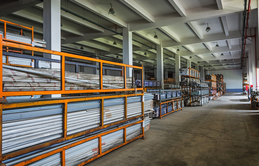 Huni: La Scelta Segura per Scaffalature Metalliche a Bergamo